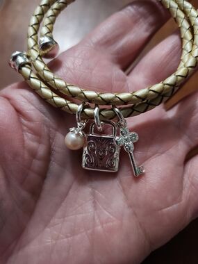 Vantel Pearls Tan Braided Leather Wrap Bracelet with Silver Charms